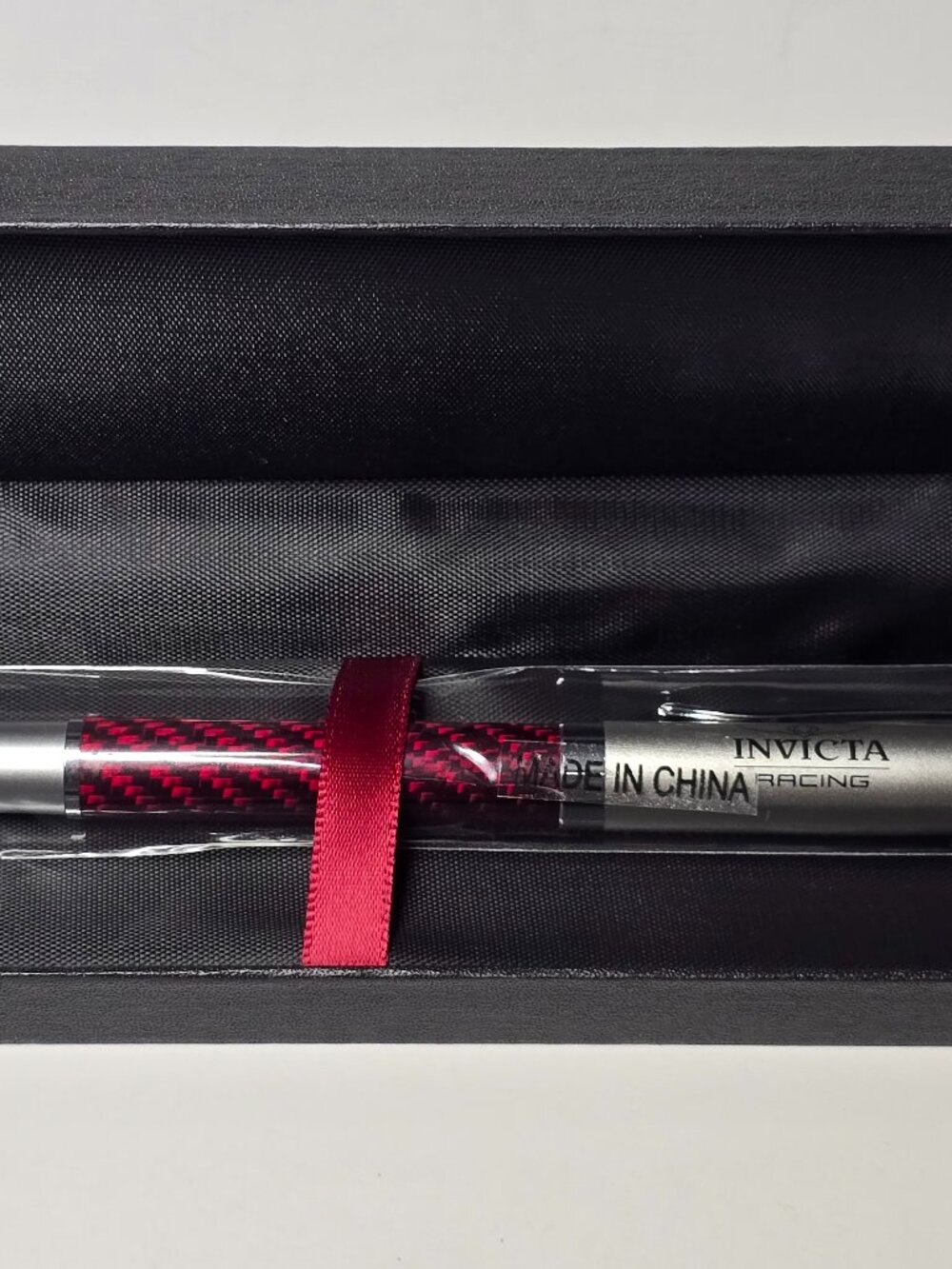 Invicta Racing Red & Silver Pen with Blue Ink (IPM442-RED)